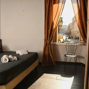 House Monti 1875 Rome